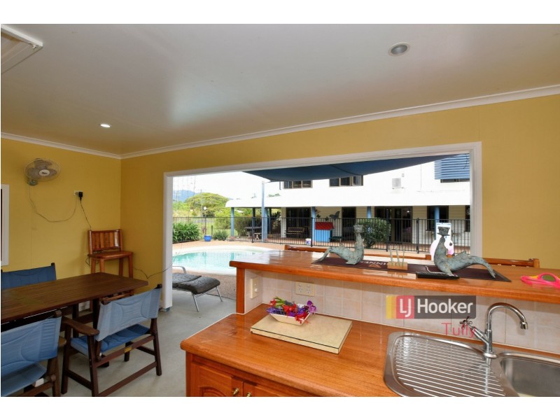 9 Lizzio Road, Bulgun QLD 4854