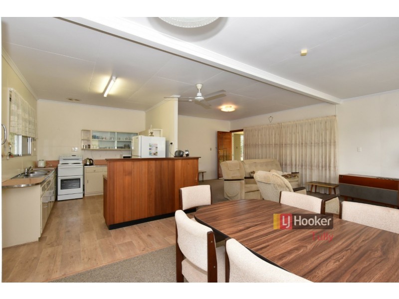 12 Campbell Street, Tully QLD 4854