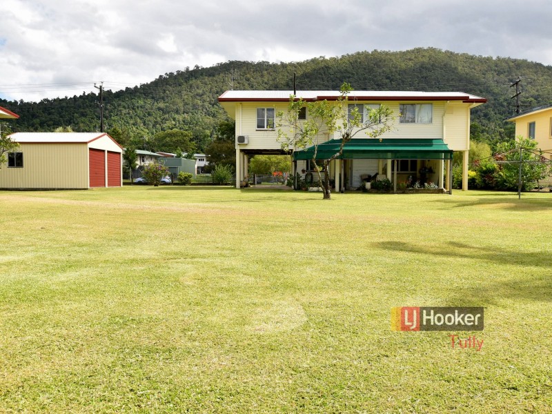 12 Campbell Street, Tully QLD 4854