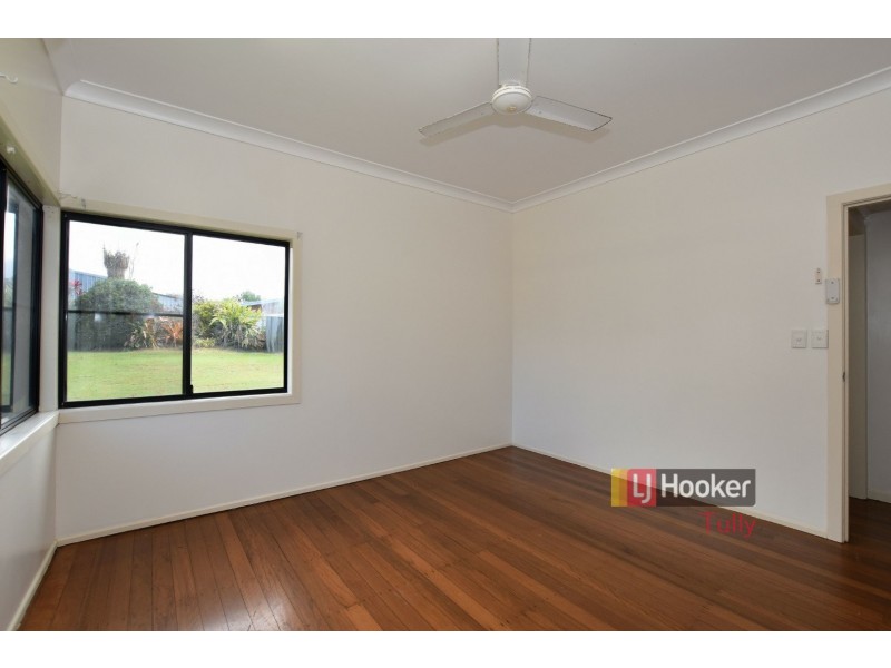 4 Billabong Lane, Tully Heads QLD 4854