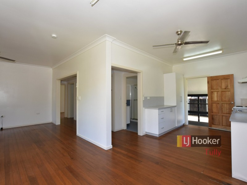 4 Billabong Lane, Tully Heads QLD 4854