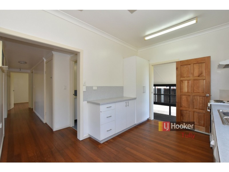 4 Billabong Lane, Tully Heads QLD 4854