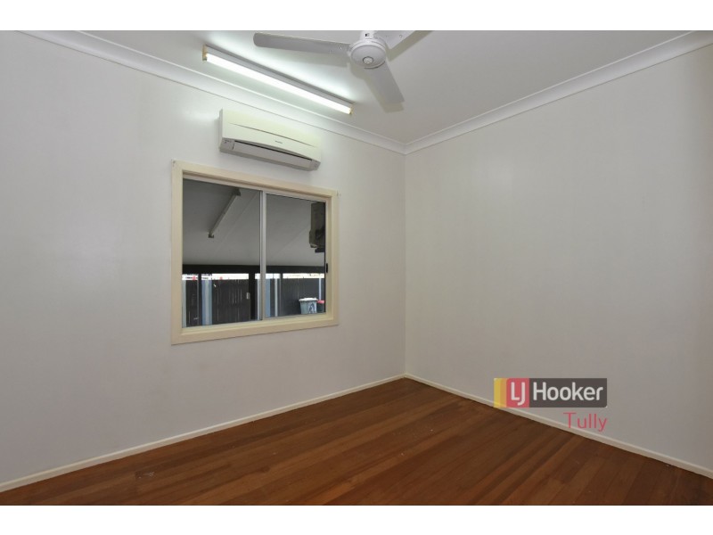 4 Billabong Lane, Tully Heads QLD 4854