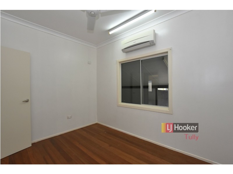 4 Billabong Lane, Tully Heads QLD 4854