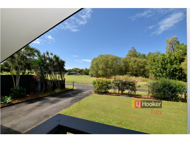 4 Billabong Lane, Tully Heads QLD 4854