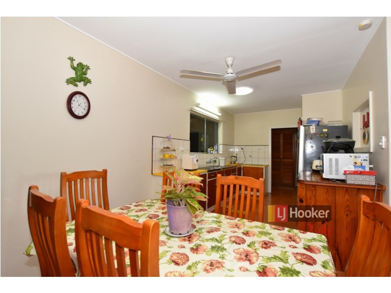 137 Silkwood Japoon Road, Silkwood QLD 4856