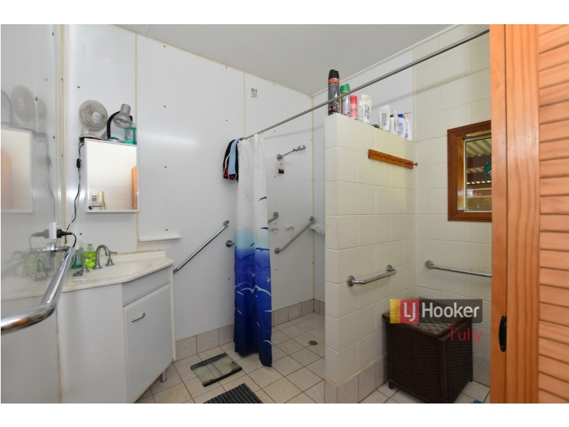 137 Silkwood Japoon Road, Silkwood QLD 4856