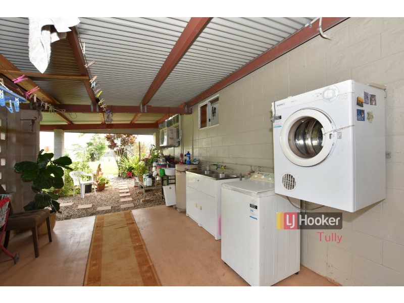 137 Silkwood Japoon Road, Silkwood QLD 4856