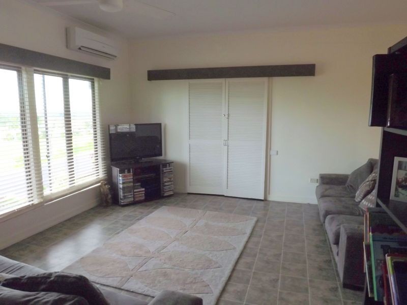 48 McQuillen Street, Tully QLD 4854