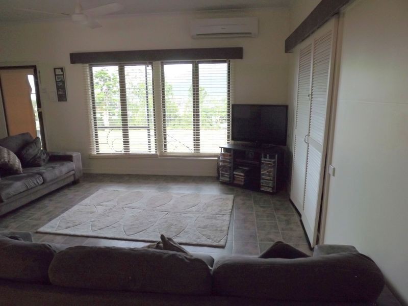 48 McQuillen Street, Tully QLD 4854