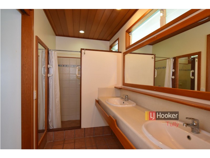 90 Tully Heads Road, Tully Heads QLD 4854