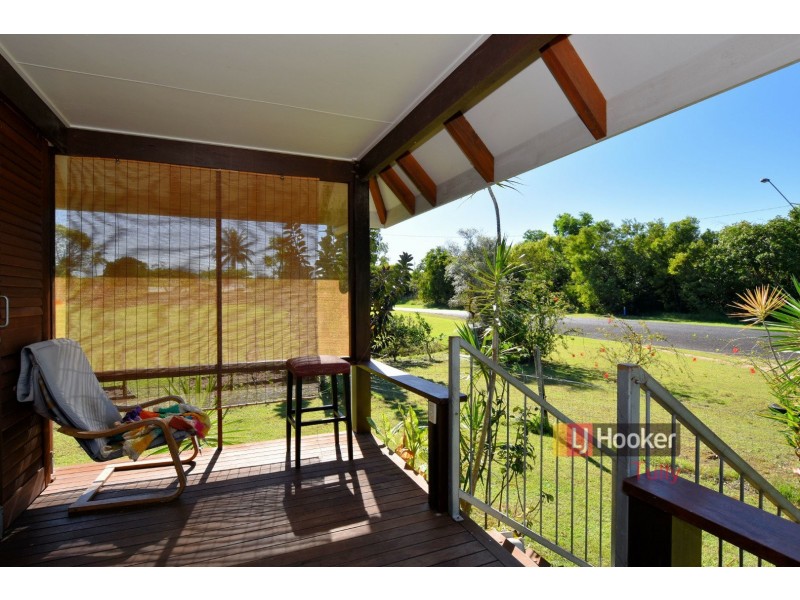 90 Tully Heads Road, Tully Heads QLD 4854