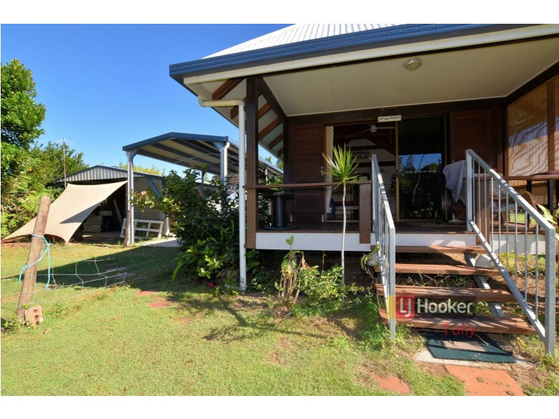 90 Tully Heads Road, Tully Heads QLD 4854