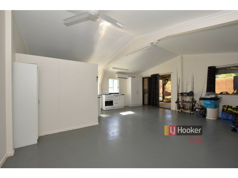 90 Tully Heads Road, Tully Heads QLD 4854