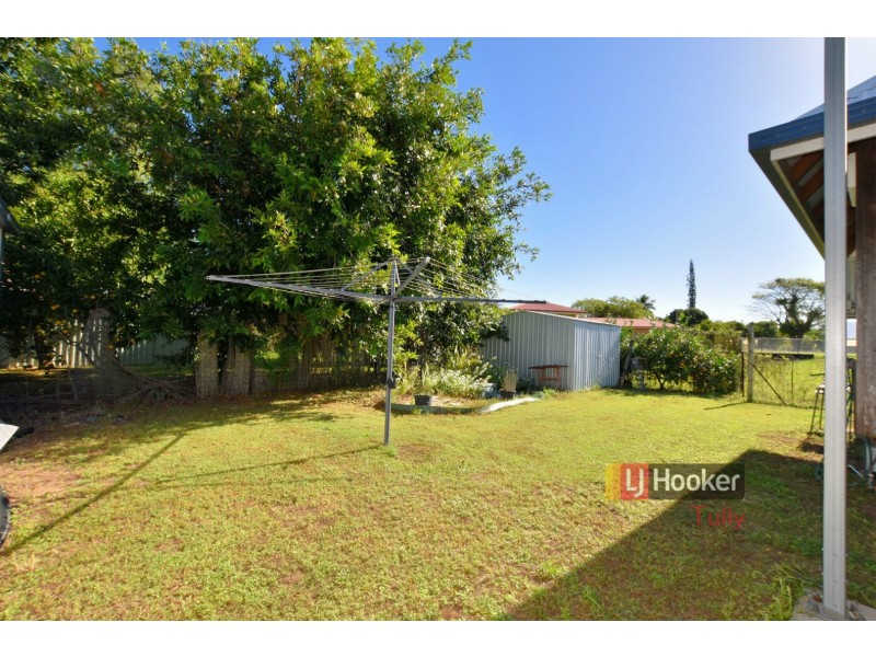 90 Tully Heads Road, Tully Heads QLD 4854