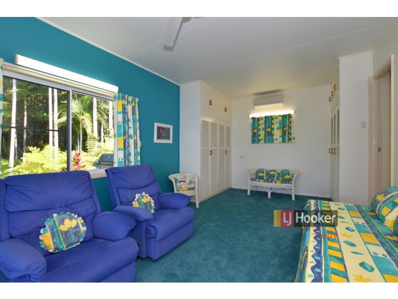 550 Etty Bay Road, Etty Bay QLD 4858