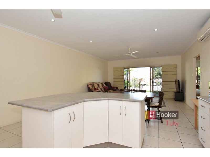 4/11 McQuillen Street, Tully QLD 4854