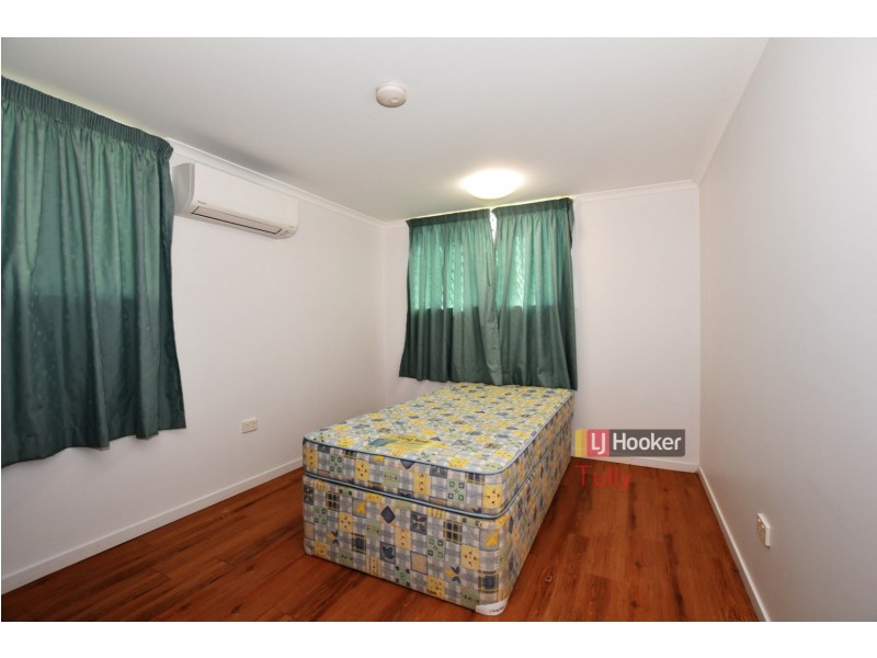 9 Edward Street, Tully QLD 4854