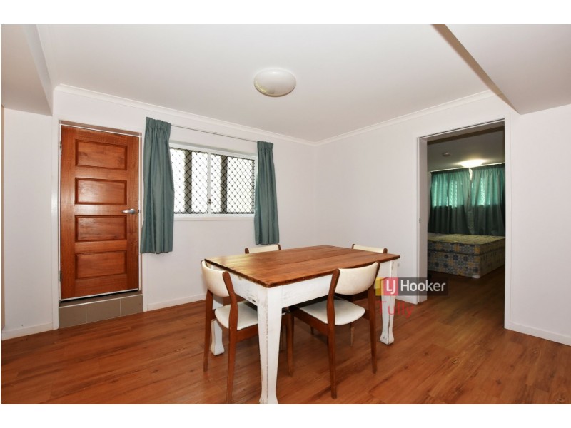 9 Edward Street, Tully QLD 4854