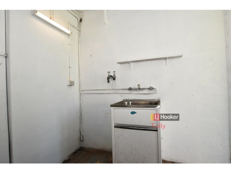 9 Edward Street, Tully QLD 4854