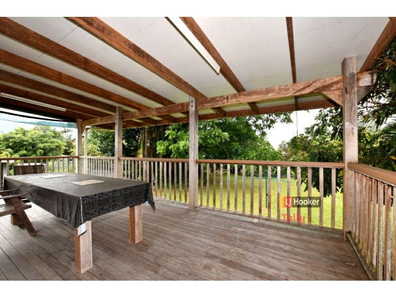 11 Webb Street, Tully QLD 4854