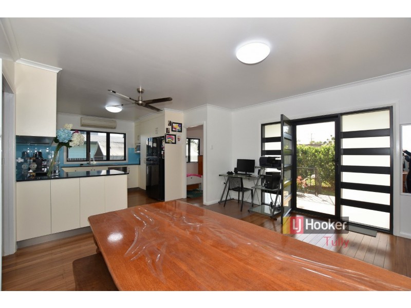 19 Shay Street, Wangan QLD 4871