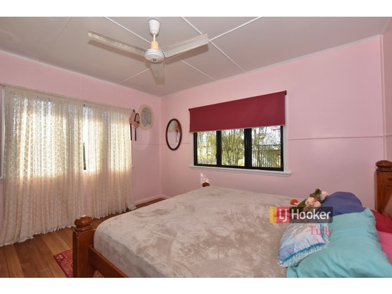 19 Shay Street, Wangan QLD 4871