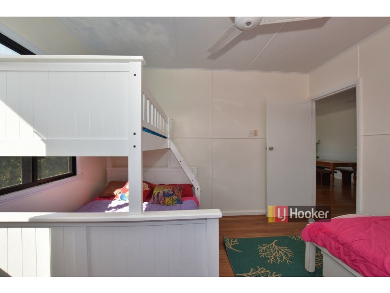 19 Shay Street, Wangan QLD 4871