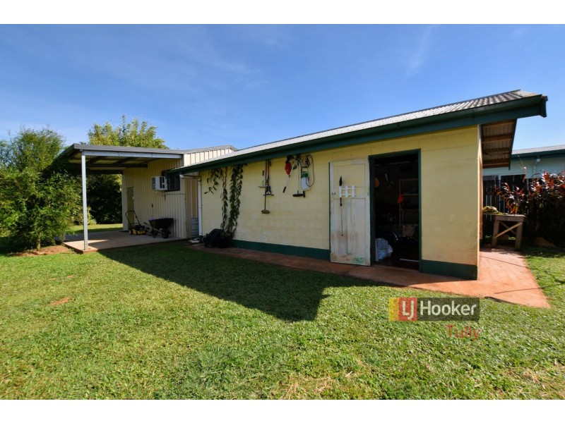 19 Shay Street, Wangan QLD 4871