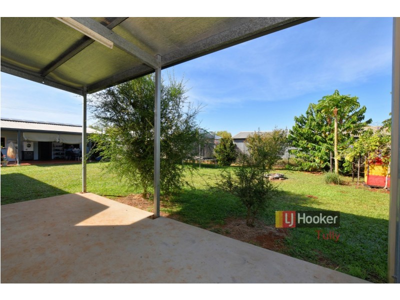 19 Shay Street, Wangan QLD 4871