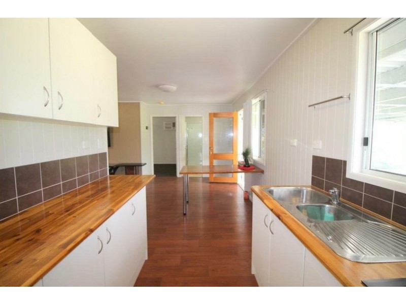 201 Crossan Road, Midgenoo QLD 4854