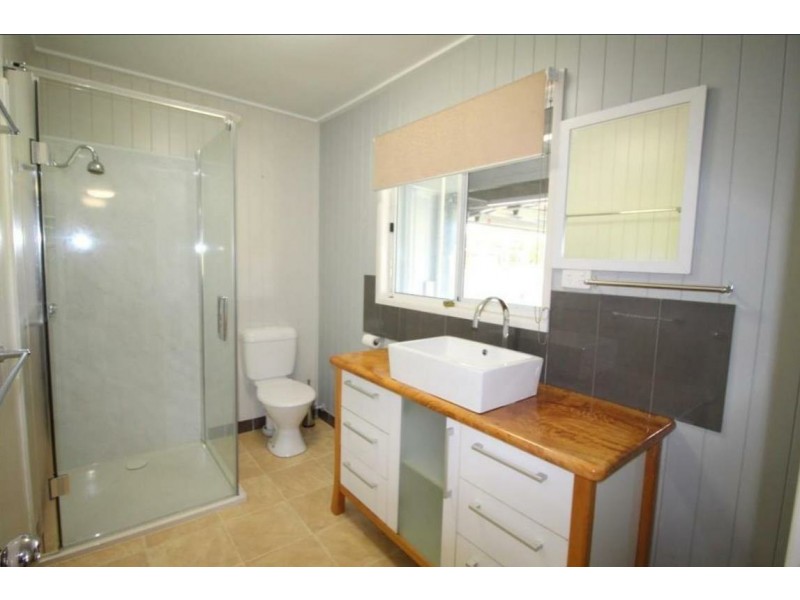 201 Crossan Road, Midgenoo QLD 4854