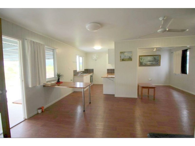 201 Crossan Road, Midgenoo QLD 4854