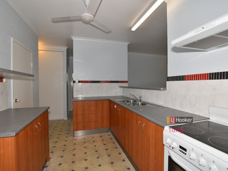 36 Campbell Street, Tully QLD 4854