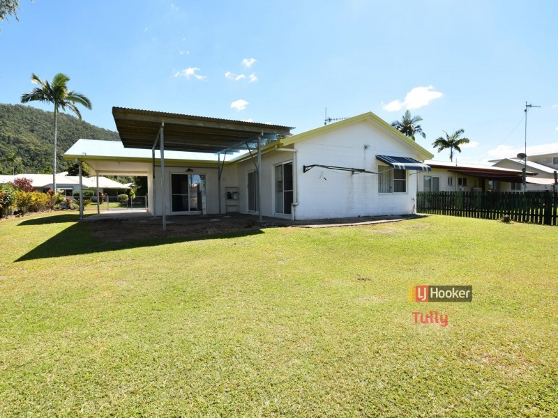 36 Campbell Street, Tully QLD 4854