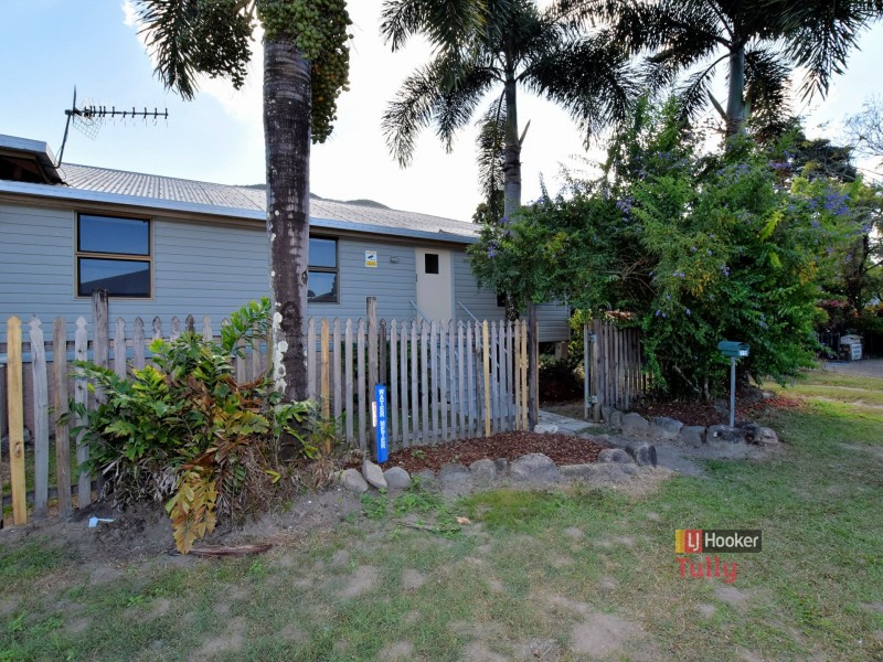 15 & 17 Blackman Street, Tully QLD 4854