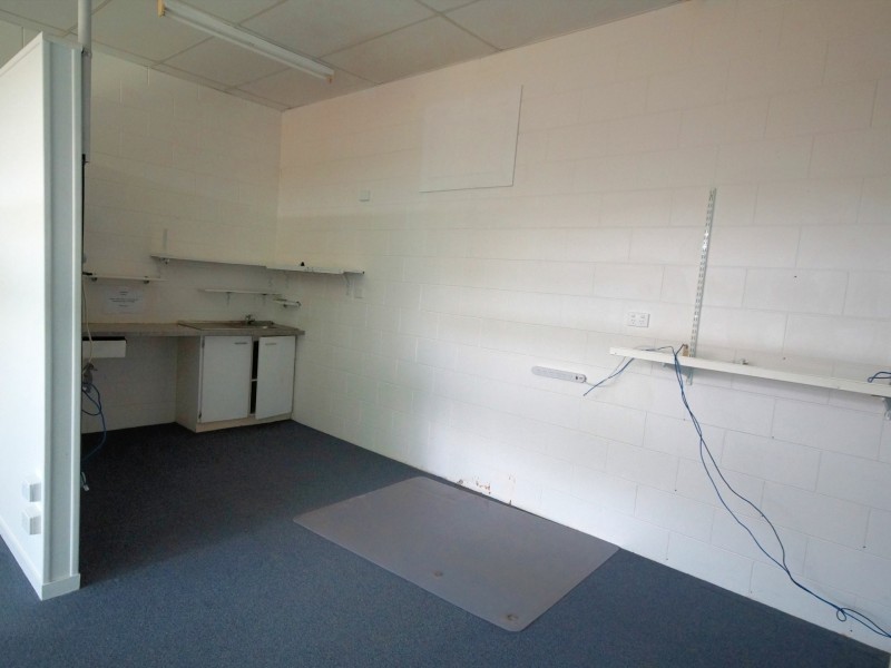 2/18 Butler Street, Tully QLD 4854