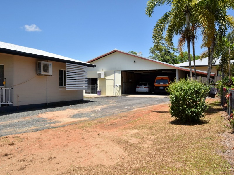 13 Millwood street, Tully QLD 4854
