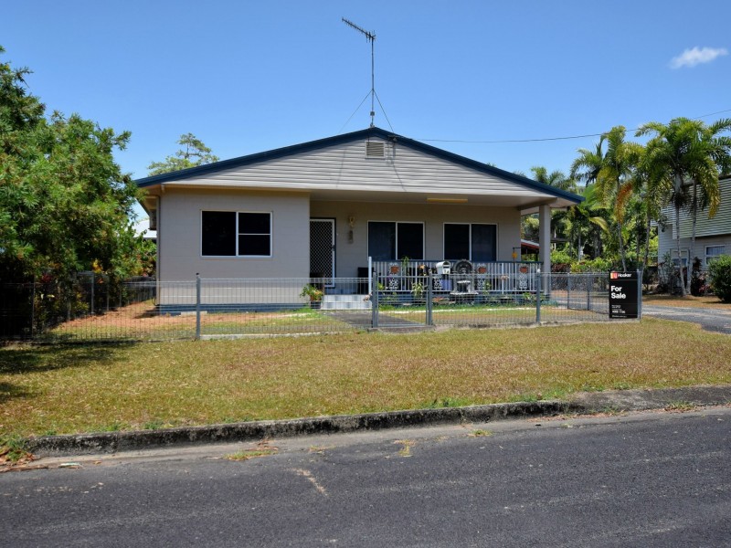 13 Millwood street, Tully QLD 4854