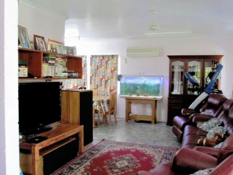 13 Millwood street, Tully QLD 4854