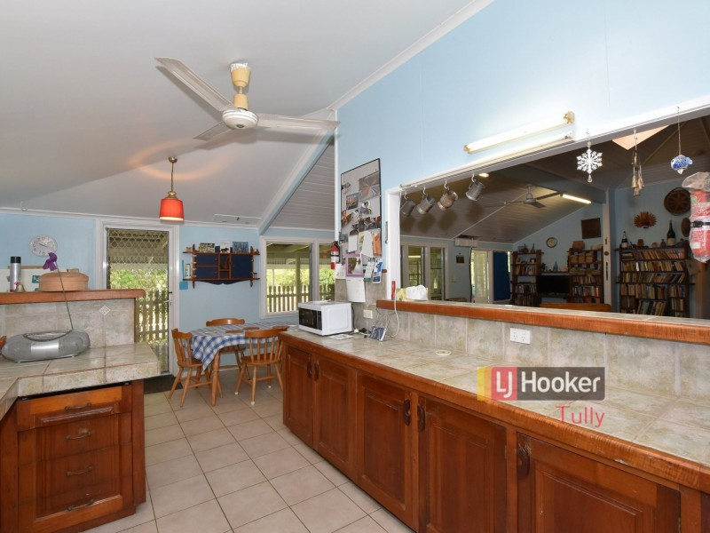 687 Old Tully Road, Djarawong QLD 4854