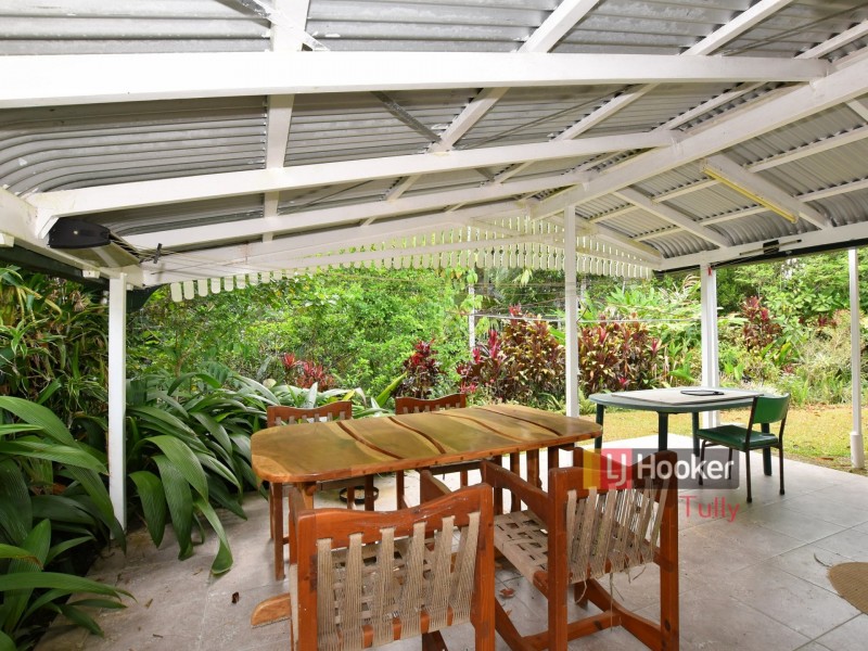 687 Old Tully Road, Djarawong QLD 4854