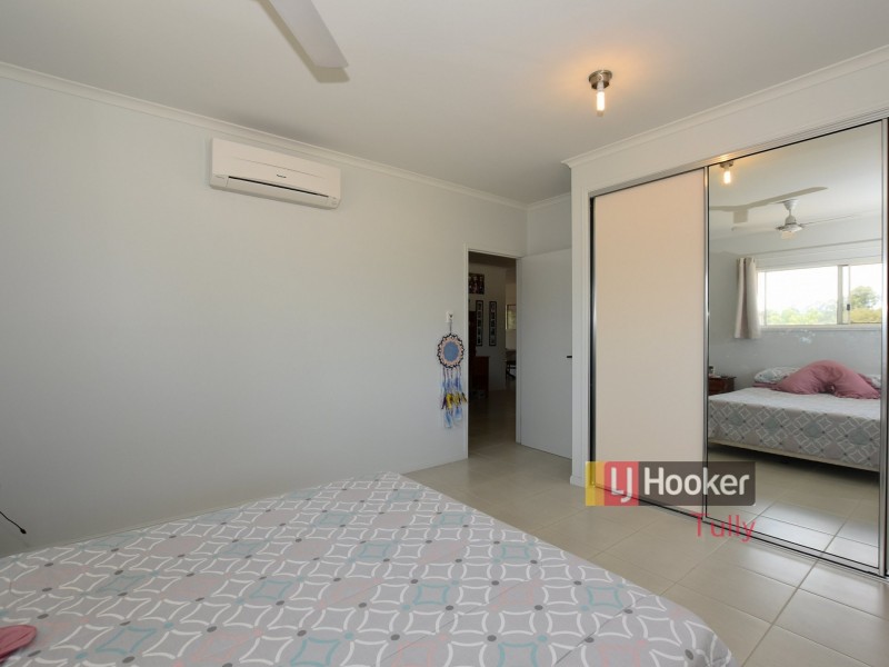 9 Amanda Crescent, Tully Heads QLD 4854