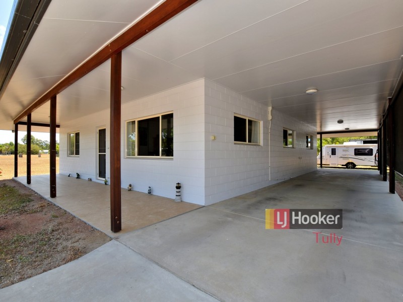 9 Amanda Crescent, Tully Heads QLD 4854