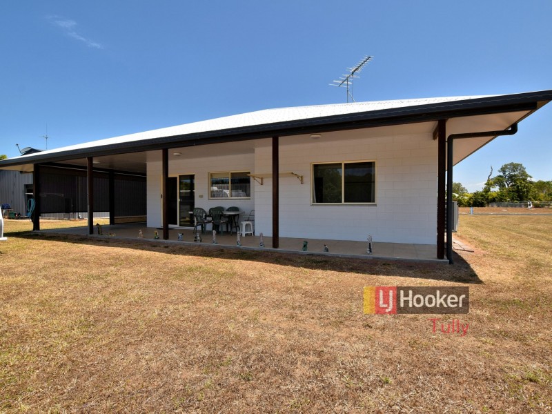9 Amanda Crescent, Tully Heads QLD 4854