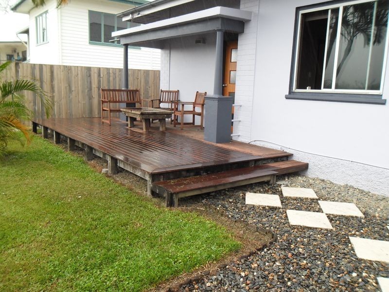 89 Murray Street, Tully QLD 4854