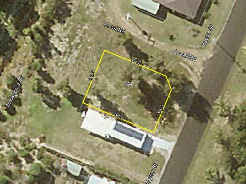 95 Taylor Street, Tully Heads QLD 4854