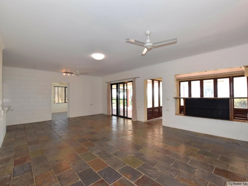 52 Luff Street, Hull Heads QLD 4854