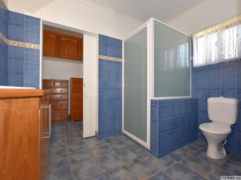 52 Luff Street, Hull Heads QLD 4854