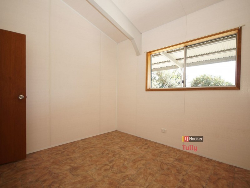 13 Amanda Crescent, Tully Heads QLD 4854